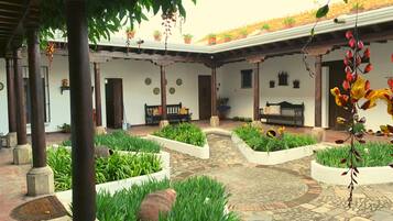 Departamento clásico | Terraza o patio