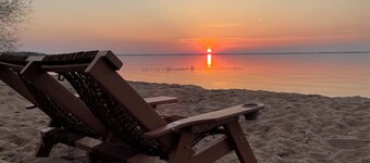 Peaceful, private Ottertail Lake Retreat