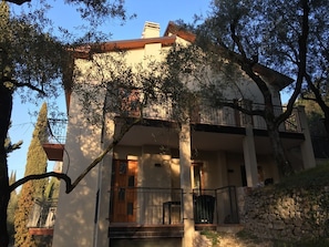 Exterior - Thea apartment Comfort with terrace and balcony (Torri del Benaco)