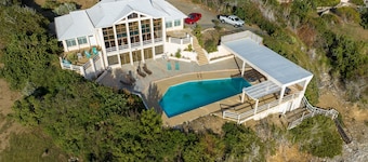 Sapala All - Exclusive Oceanfront Rustic Villa with Private Pool