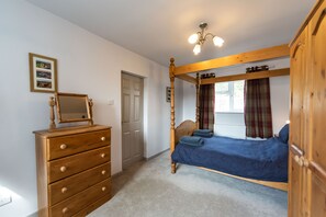 1 bedroom, WiFi, bed sheets - Quiet and scenic cottage in the heart of the Peak District (Ashbourne)