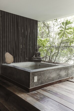 Family Apartment | Garden view