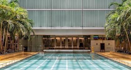 Luxury Brickell Bay View Condo AKA Hotel 33rd Floor