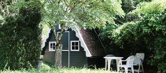La Souris Verte family gite and its wooded grounds. Peace and quiet guaranteed!
