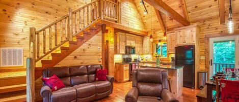 Smart TV, fireplace, ping pong