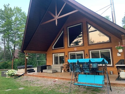 Coulonge RiverRose Water Front Chalet CITQ#313412