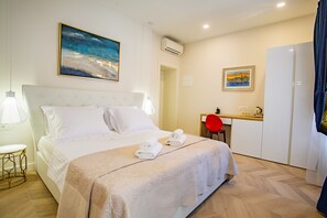 2 bedrooms, desk, iron/ironing board, WiFi - Room in the center of Split (Split)