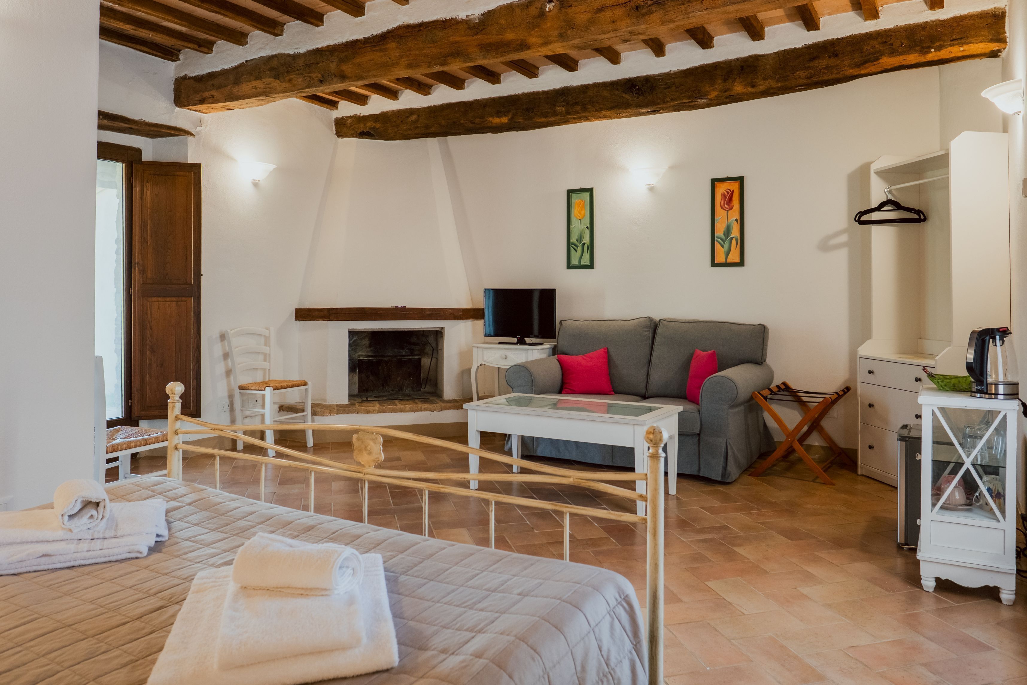 Deluxe Double Room, 1 Katil Ratu (Queen), Penyaman udara, Garden Area | Peralatan tempat tidur premium, Wi-fi percuma, cadar katil 