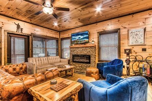 TV connectée, cheminée, jeux vidéo