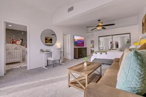 4 bedrooms, desk, iron/ironing board, travel crib