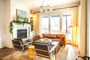 Téléviseur connecté, foyer, imprimante