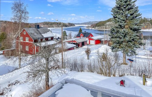 3 bedroom nice home in Lunde