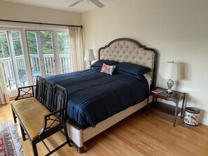 4 bedrooms, desk, iron/ironing board, travel cot - Salt Cottage…oceanfront solitude in Maine (Phippsburg)