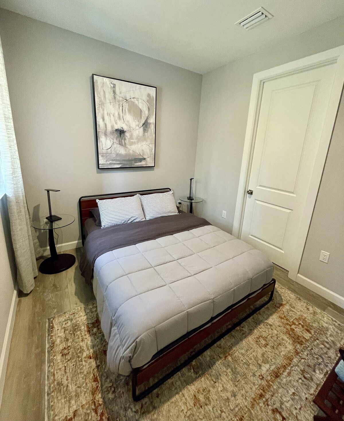 Photo 25 of Moninanu - Modern Wooded Cottage in North Naples