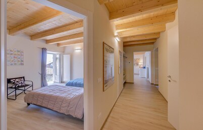 2 bedroom nice home in Albagnano di Bee