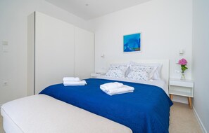 1 chambre, accès au Wi-Fi (inclus), literie fournie