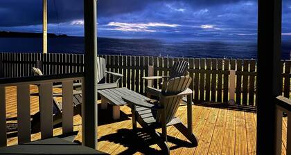 Hill Crest - Clifftop Escape with Sea View