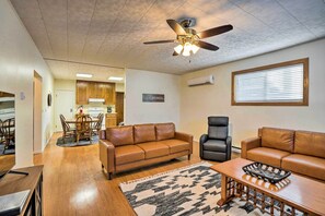 TV, fireplace - 'Ranch Suite' Condo < 1 Mi to National Park (Medora)