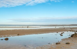Tæt på stranden, fiskeri
