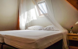 3 chambres, lit de bébé portatif, accès au Wi-Fi (inclus)