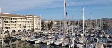 Marina