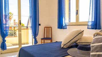 2 chambres, bureau, fer et planche à repasser, Wi-Fi gratuit