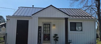 The White House w/ Hot Tub Portage Lakes Fenced Yard Pet-Friendly!