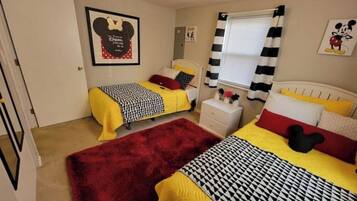 2 bedrooms, desk, iron/ironing board, travel crib