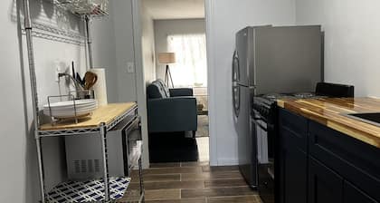 2 Bedroom with Screened Porch
