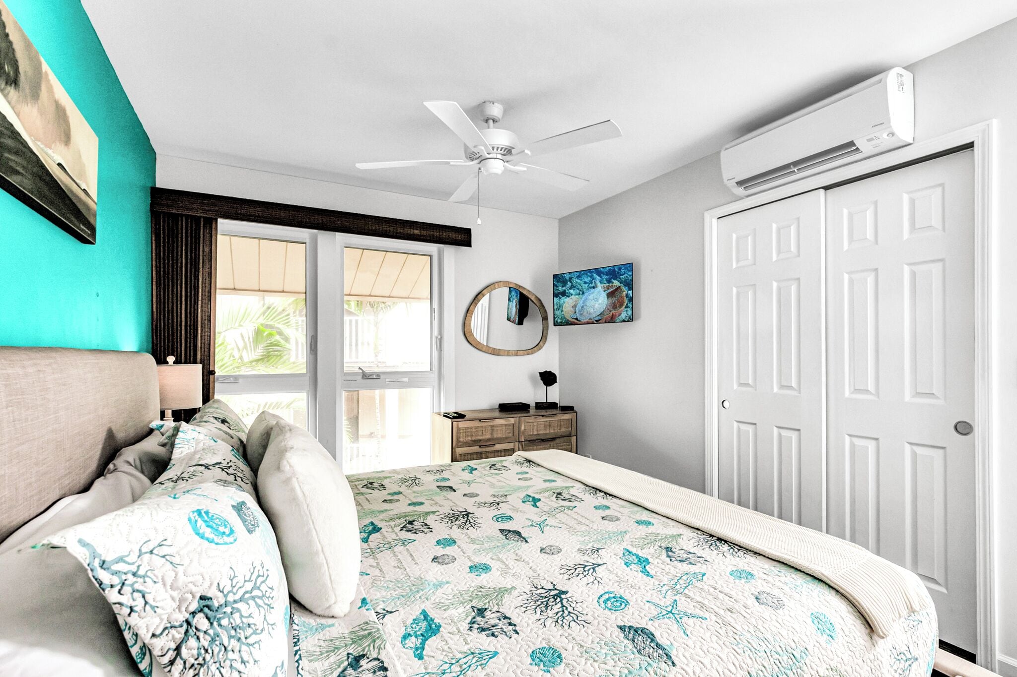 2 bedrooms, iron/ironing board, travel crib, free WiFi