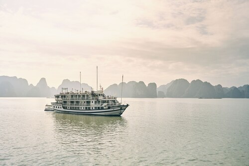 halong marina bay cruise