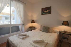 4 makuuhuonetta, Wi-Fi, vuodevaatteet