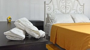 Loft Basic, 1 Tempat Tidur Double dengan tempat tidur Sofa
