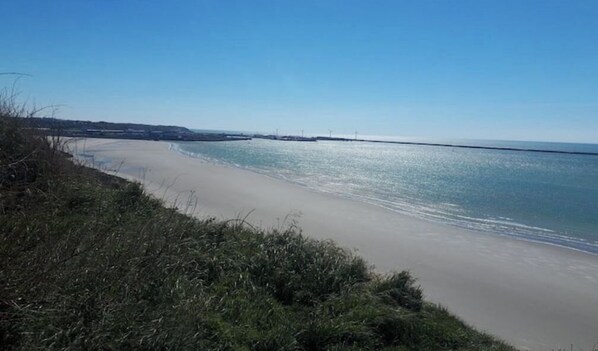 Beach - La Cour Pavée (Boulogne-sur-Mer)
