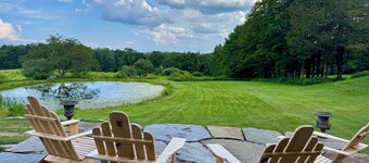 1840's Whaling Captain's Farm Estate, 6-10 guests