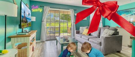 Télévision, services de streaming, espaces bureaux