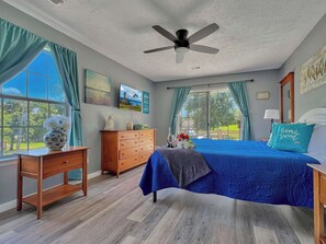 2 bedrooms, desk, iron/ironing board, travel crib - 181 Walk In No stairs, Beautiful, Cozy, Huge Patio (Branson)