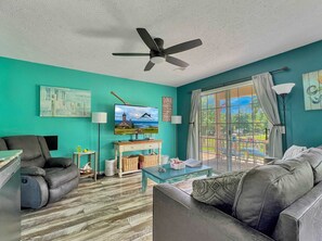 Televisio, suoratoistopalvelut, työhuone