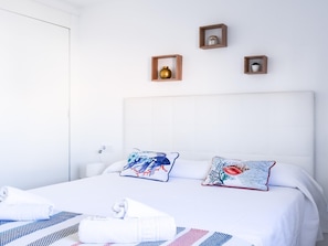1 bedroom, iron/ironing board, free Internet, bed sheets - Payen Corralejo by Best Holidays Fuerteventura (Corralejo)