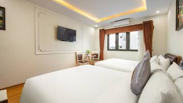 Family Quadruple Room, 2 Queen Beds, Non Smoking, Lake View | View from room