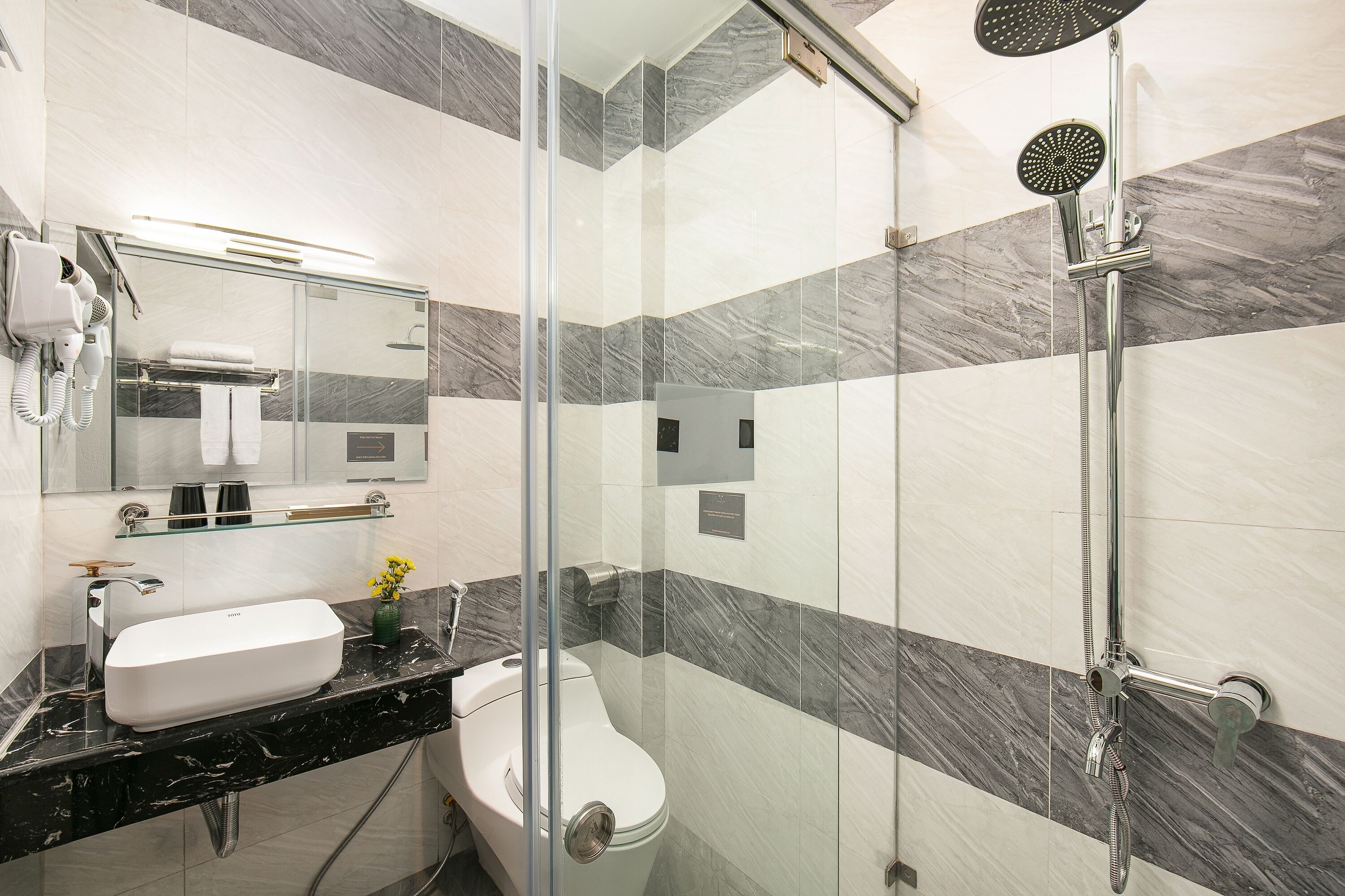 Foto - Tunger Premium Hotel