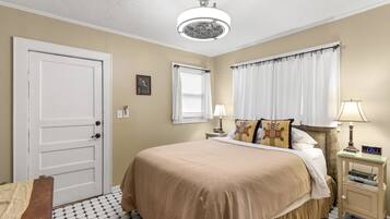 1 多间卧室、熨斗/熨衣板、WiFi、床单