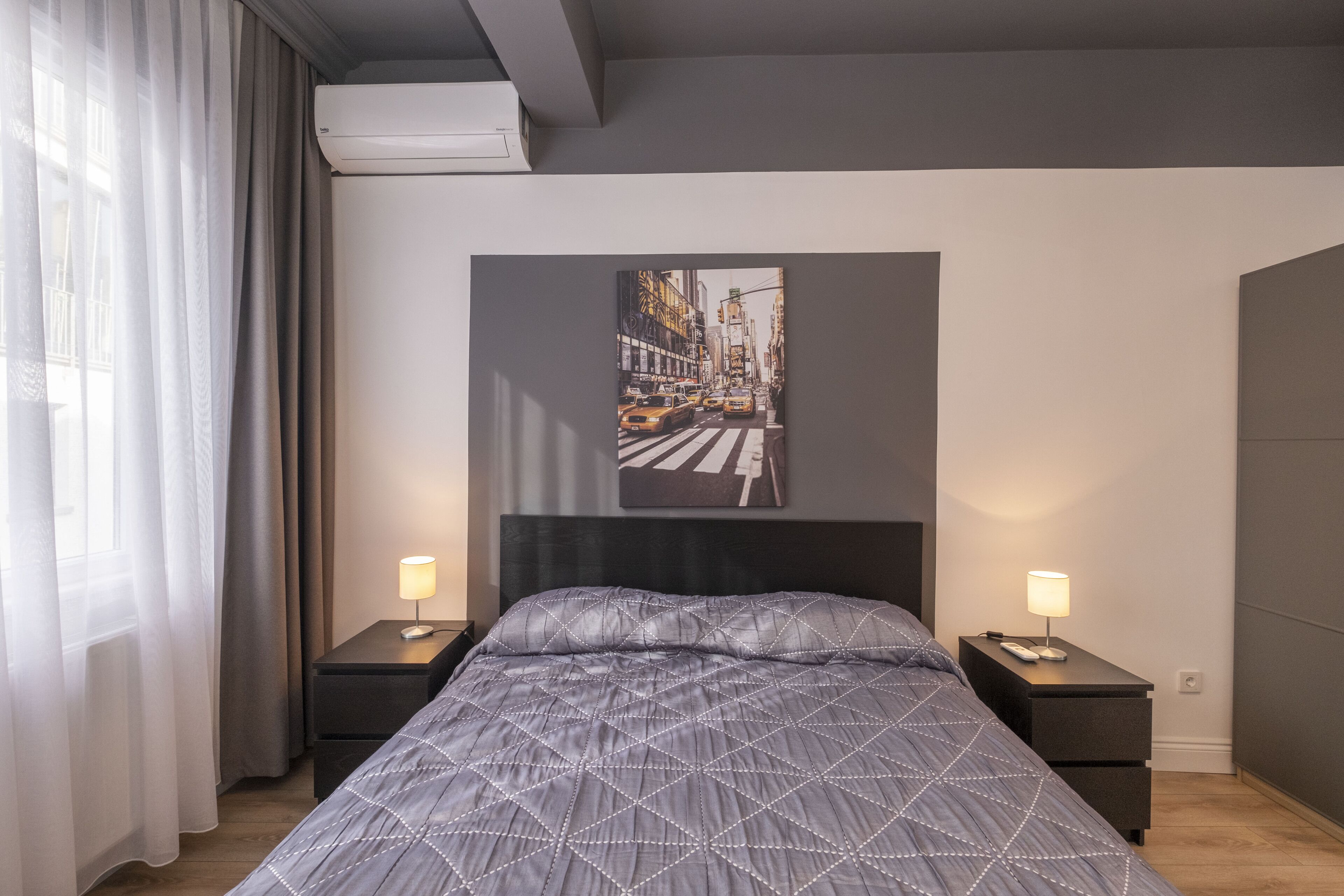 2 室のベッドルーム、アイロン / アイロン台、WiFi (無料)、ベッドシーツ