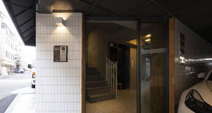 Designers ON:the zip in Mangwon #1 (Pocket-fi)