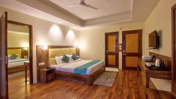 Premium Double Room | Pillowtop beds, free WiFi, bed sheets