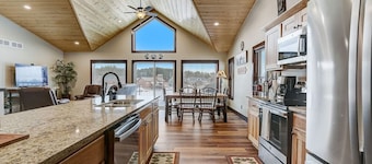 Beach Lake Cottage with Hot Tub
