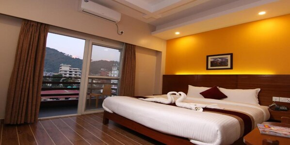 Chambre Standard double | Accès au Wi-Fi (inclus), literie fournie