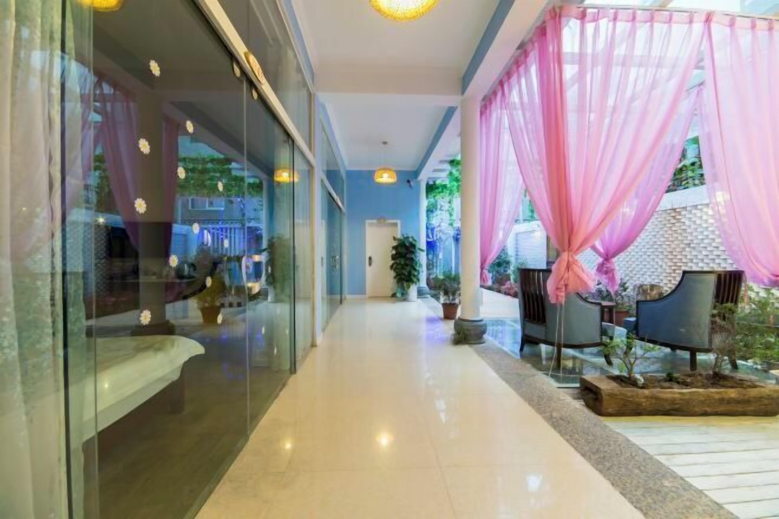 Business center