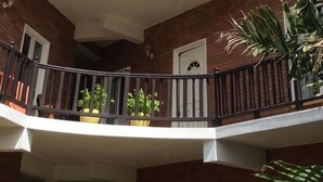 Front of property - Mirissa Beach Resort And Spa (Mirissa)