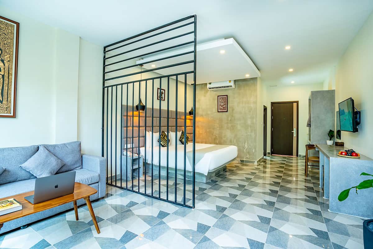 Minibar, két bảo mật tại phòng, bàn, phòng cách âm 